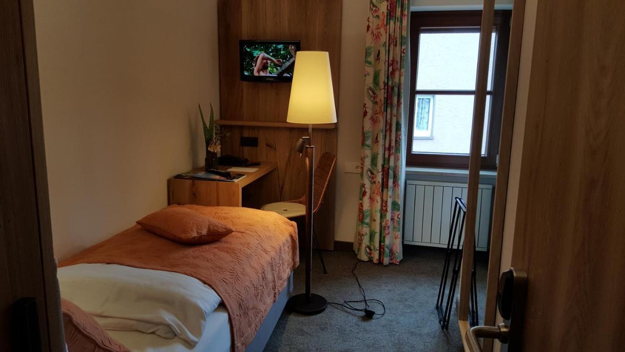 Historisches Gasthaus Hotel Hirschen Horn Gaienhofen  Dış mekan fotoğraf